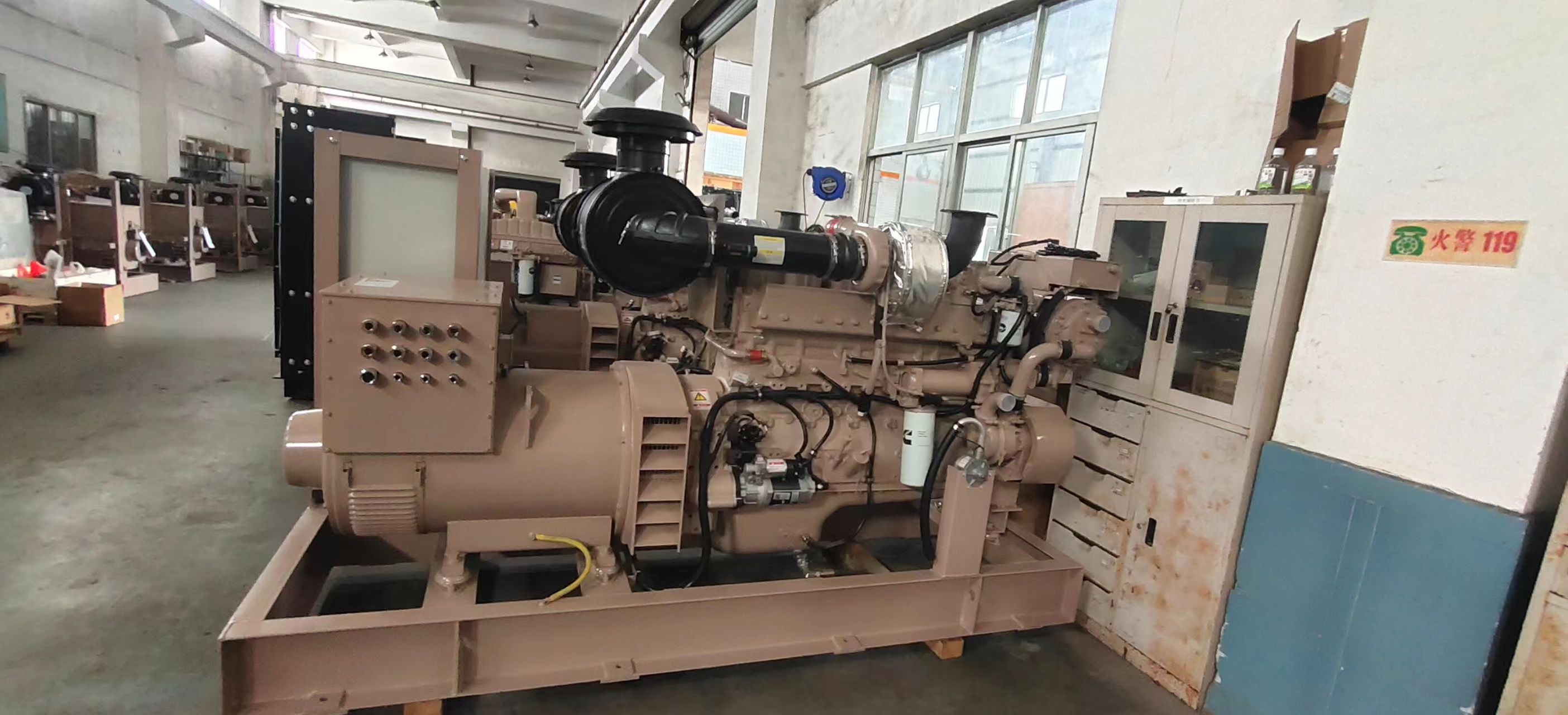 200-500kw 500-1000kw Genuine Generator Set for Cummins Engine with Stanford Motor 