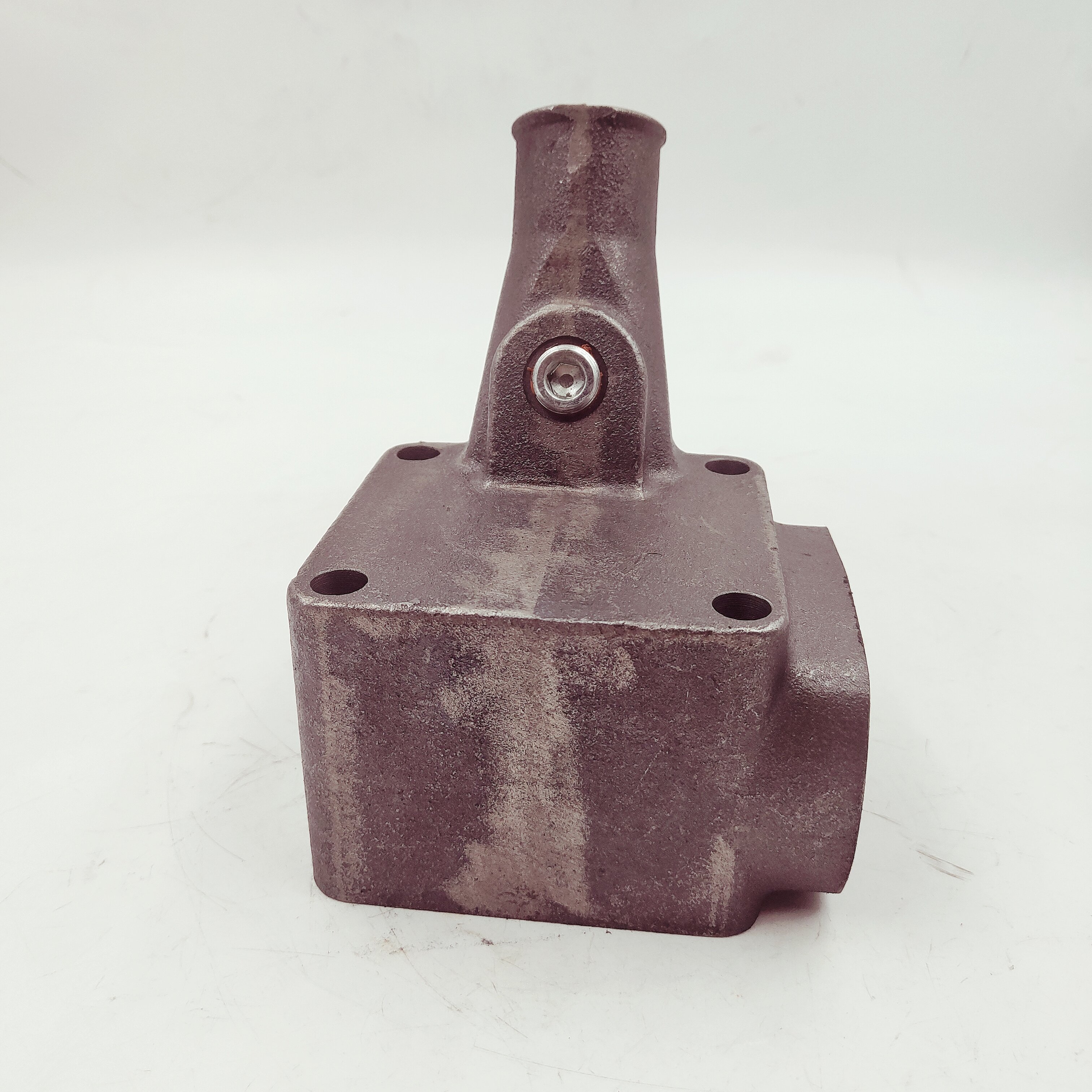 Cummins 3013610 Thermostat Housing