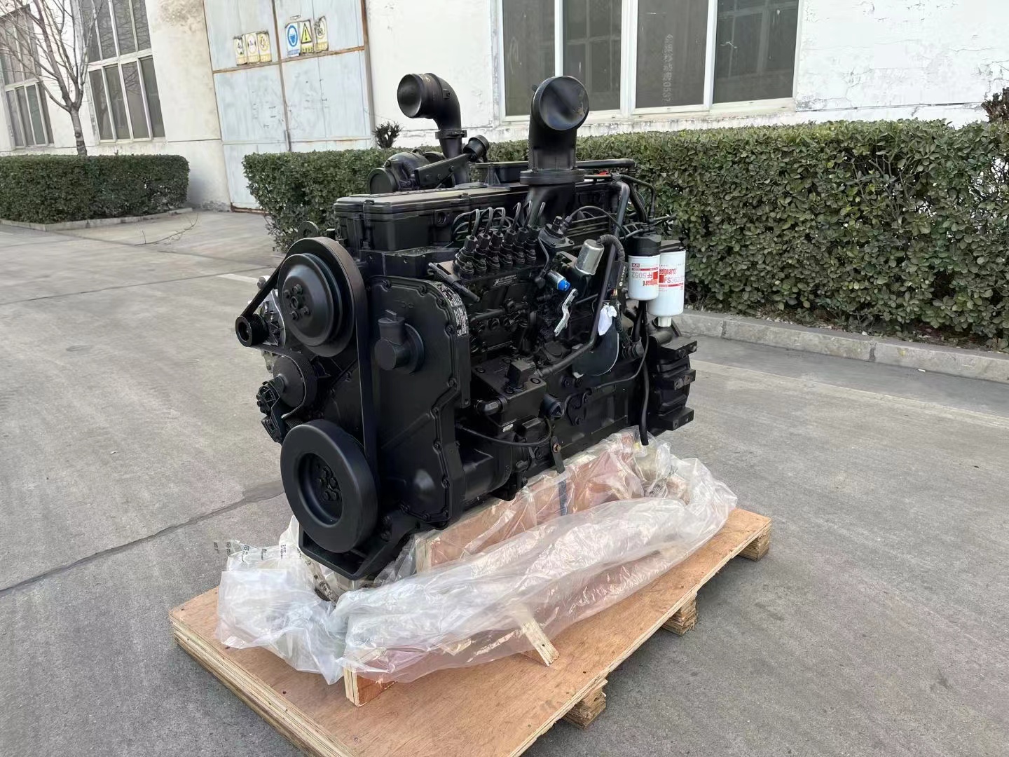 Construction Machinery Diesel Engine Cummins 6LTAA8.9-C220 Engine