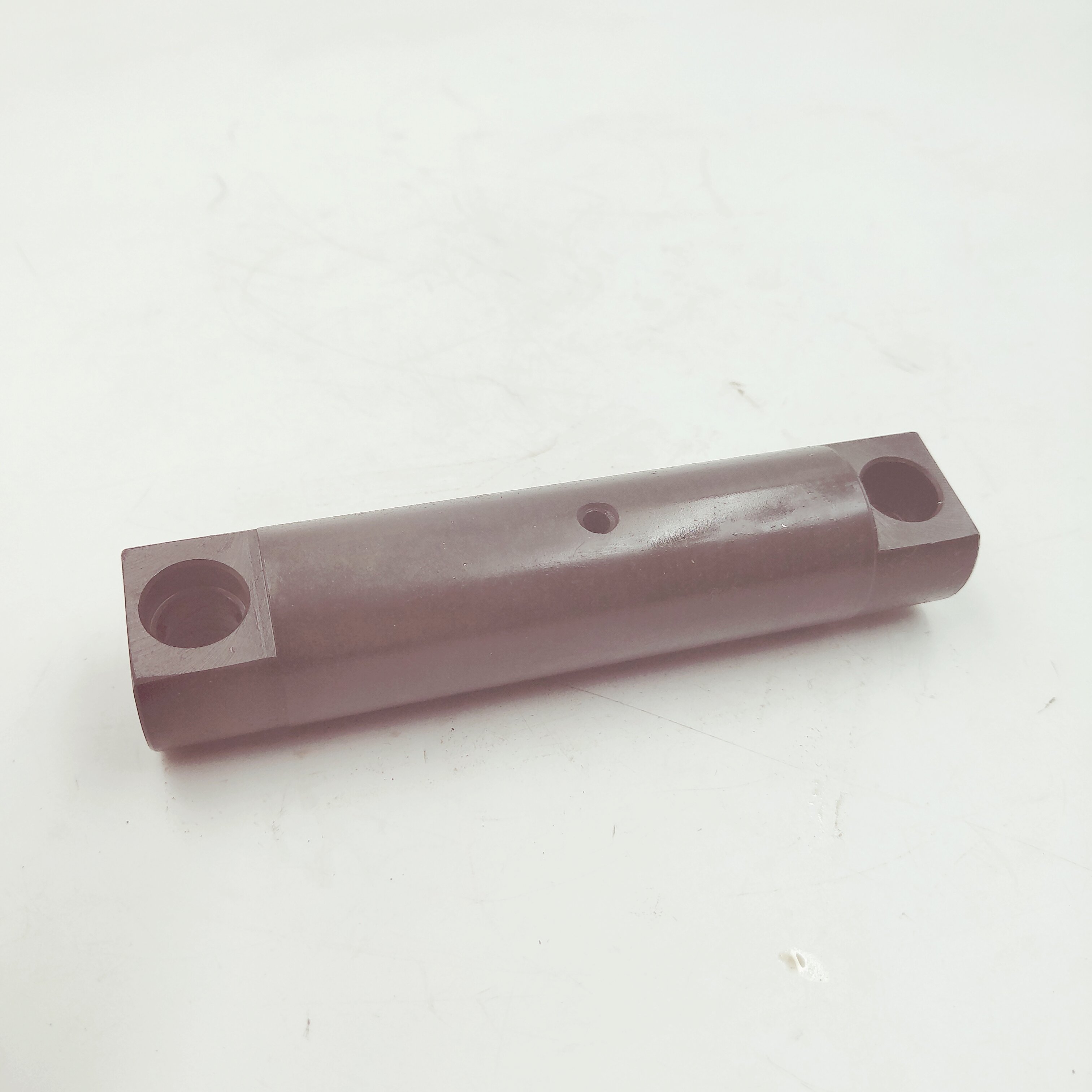 Cummins 3176773 Rocker Lever Shaft