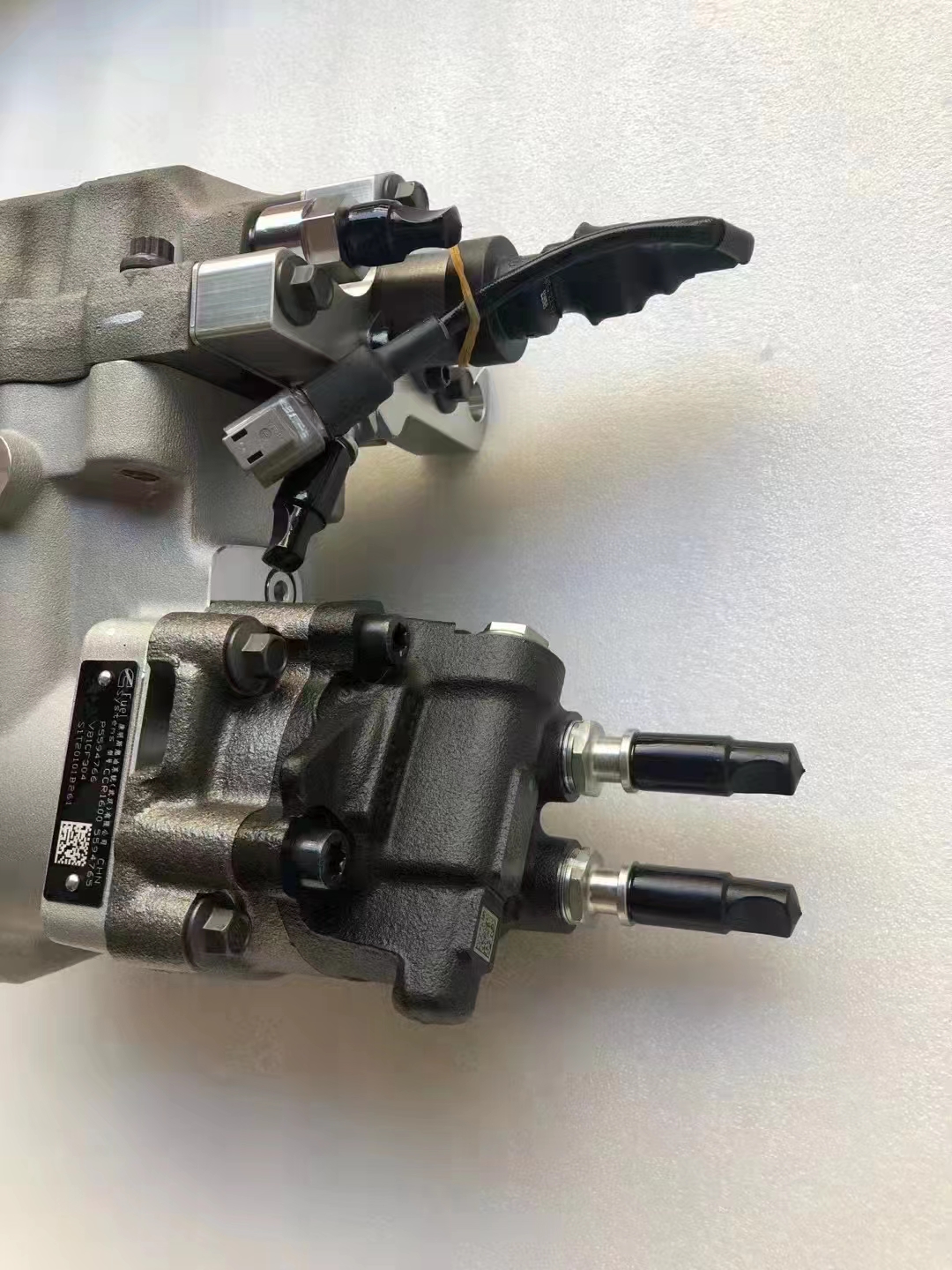 Buy Fuel Injection Pump 4088604 3973228 4954200 P4954200 CCR1600 5311171 for Cummins 6CT ISC QSC L9 ISL QSL9