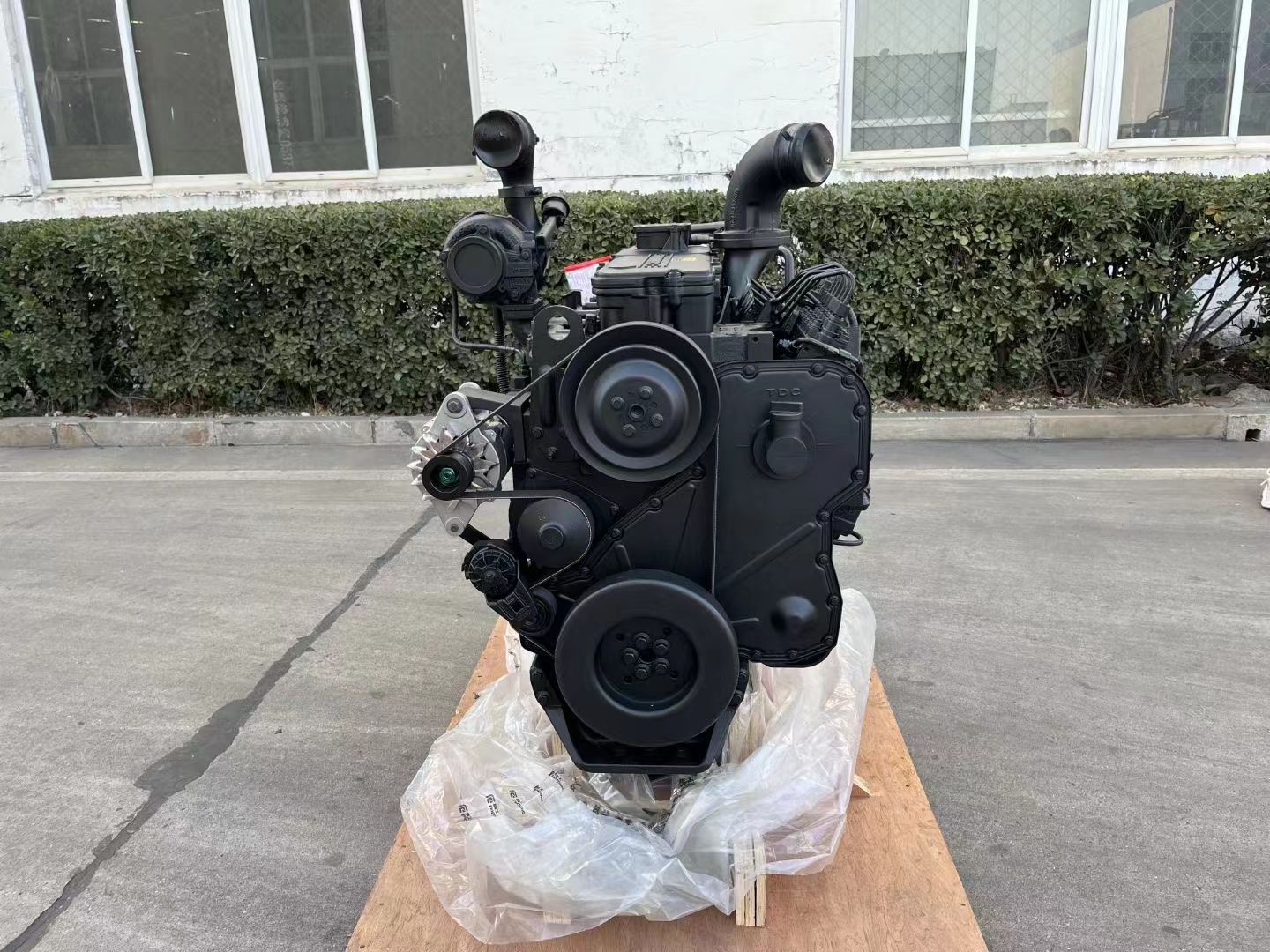 Construction Machinery Diesel Engine Cummins 6LTAA8.9-C220 Engine