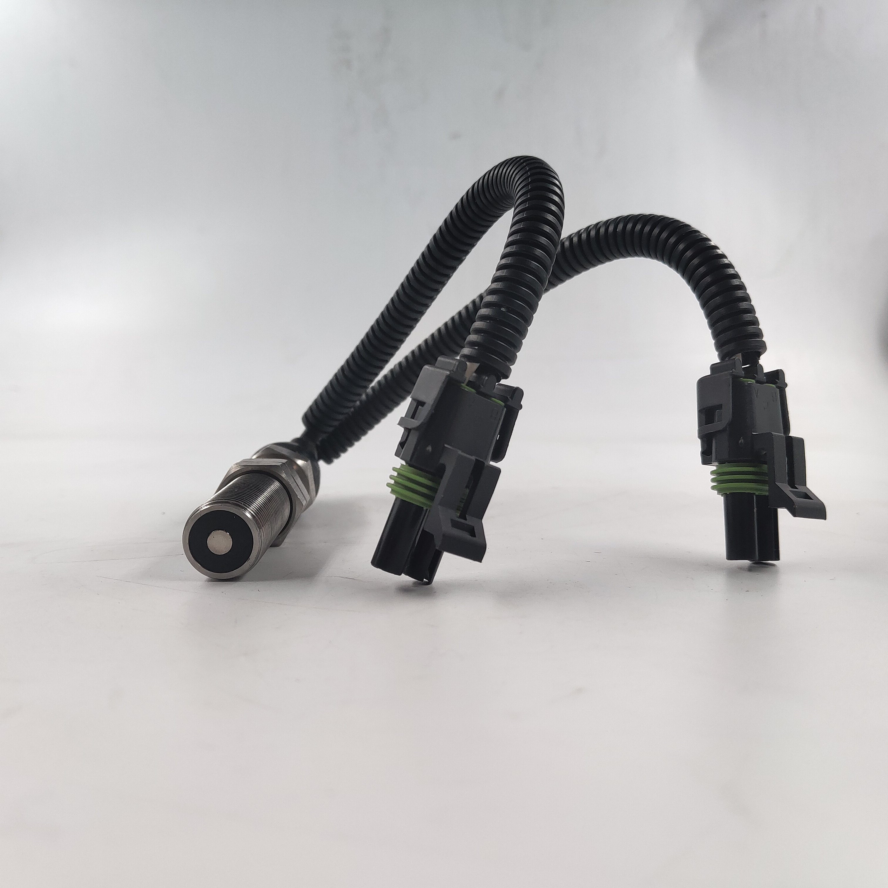 Cummins 4914162 Speed Sensor in Stock